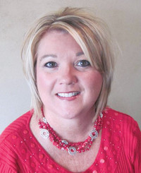 Photo of Tina Loomis