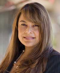 Photo of Steph Flores Peters