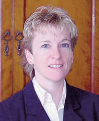 Photo of Lynne Little