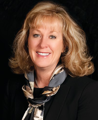 Photo of Leslie S Calkins