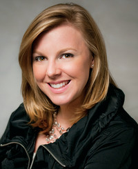 Photo of Lauren Campbell