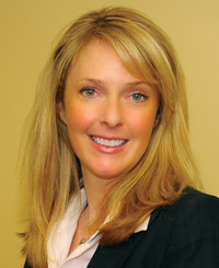 Photo of Leslie Riehl