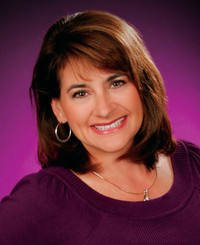 Photo of Tracy Walker
